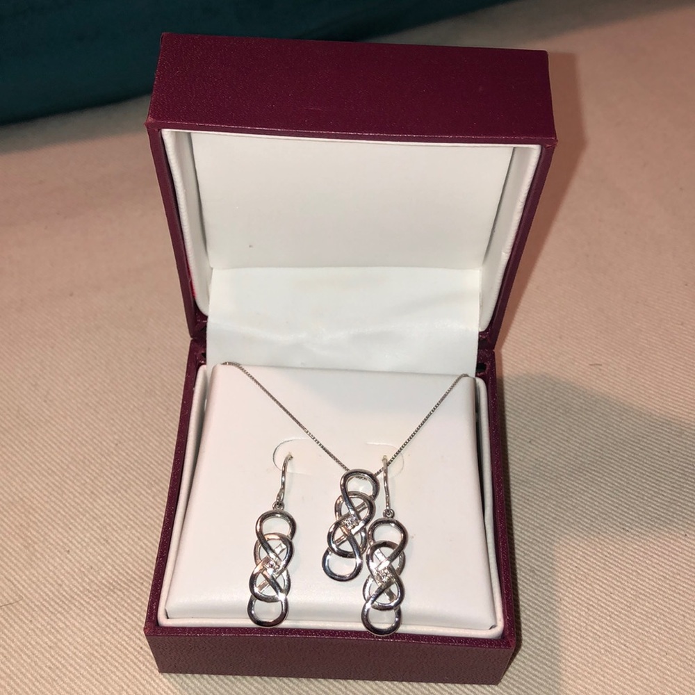 Diamond necklace and earring set